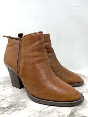 Vince Camuto Micaley Brown Leather Chelsea Ankle Booties 8.5 Classic Academia